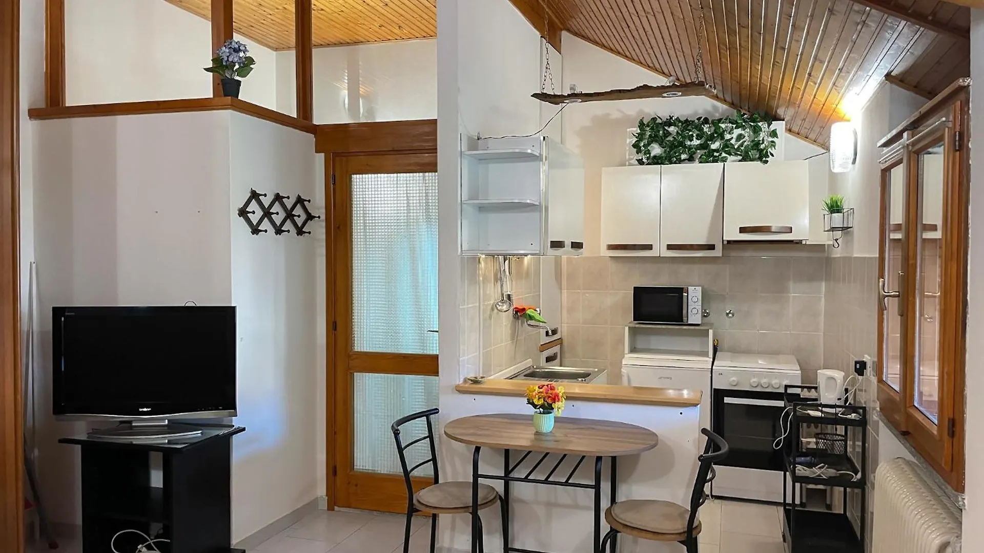 Apartmán La Corte Dei Torri Loft On The Lake Oliveto Lario Itálie