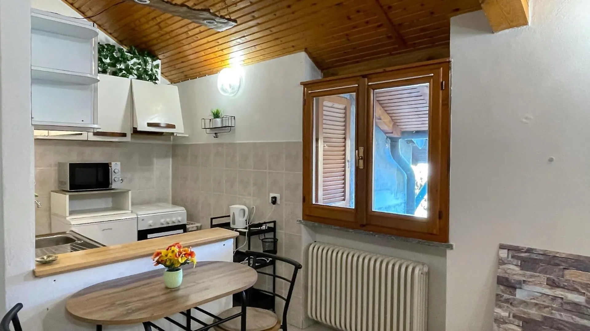 La Corte Dei Torri Loft On The Lake Oliveto Lario