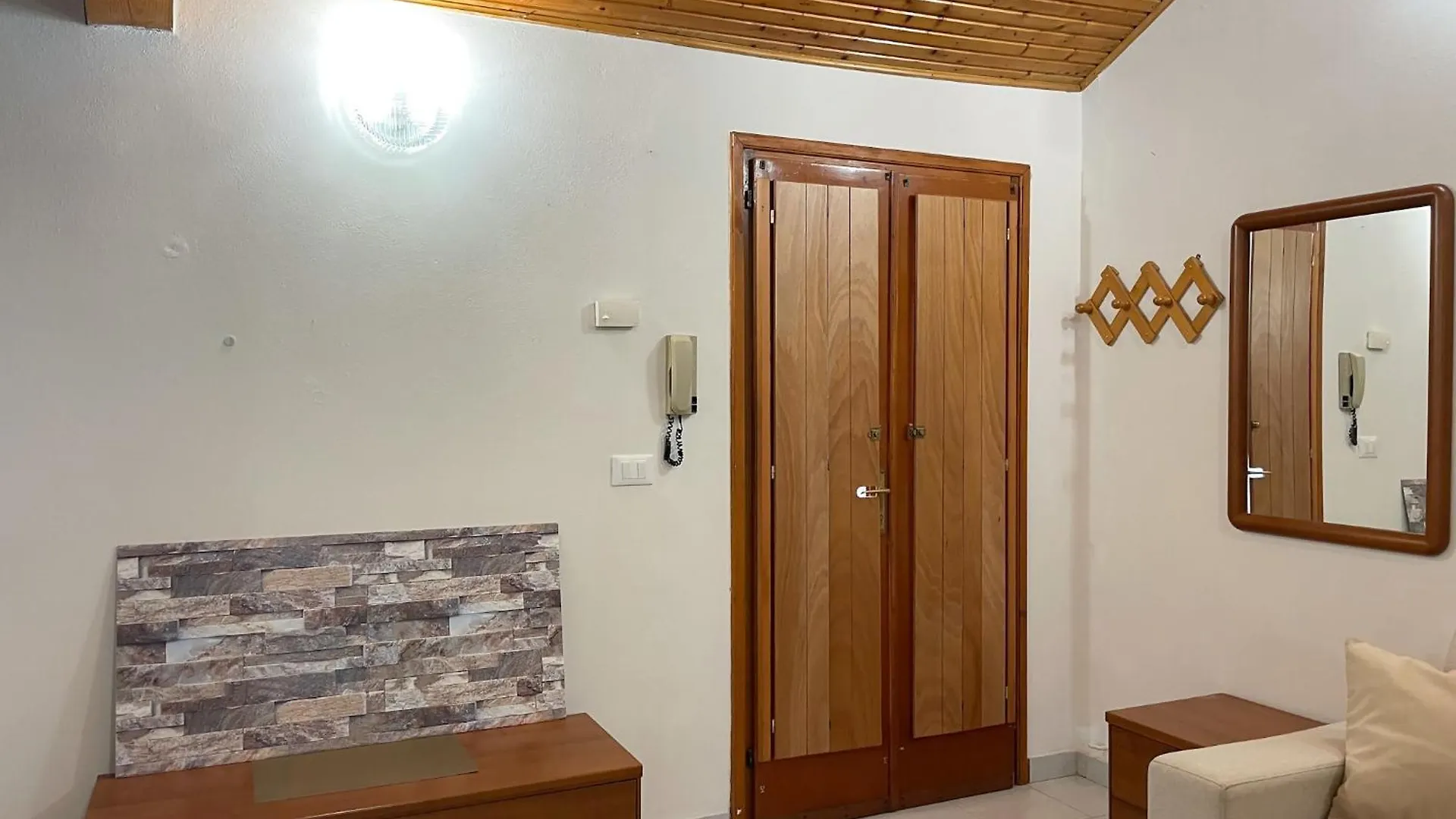La Corte Dei Torri Loft On The Lake Oliveto Lario