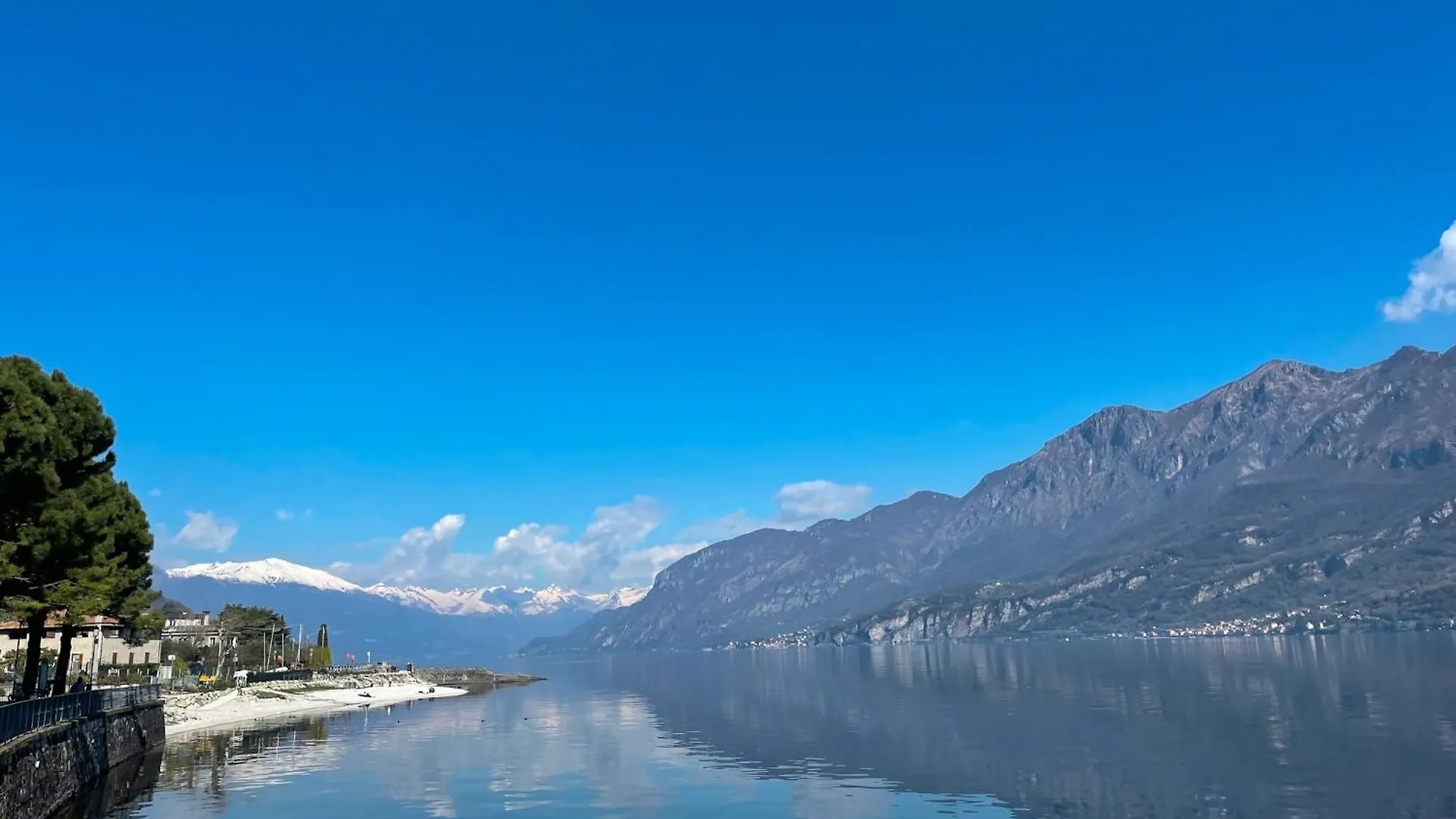 La Corte Dei Torri Loft On The Lake Oliveto Lario 0*,  Italy